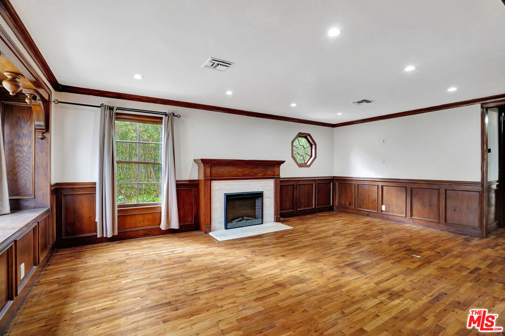 5155 Densmore Avenue - Photo 4