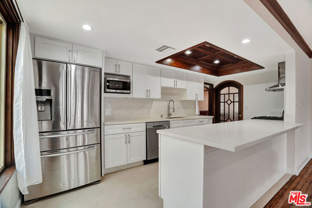 5155 Densmore Avenue - Photo 30