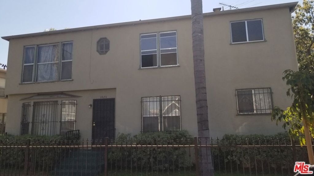 1414 W 25th Street - Photo 1