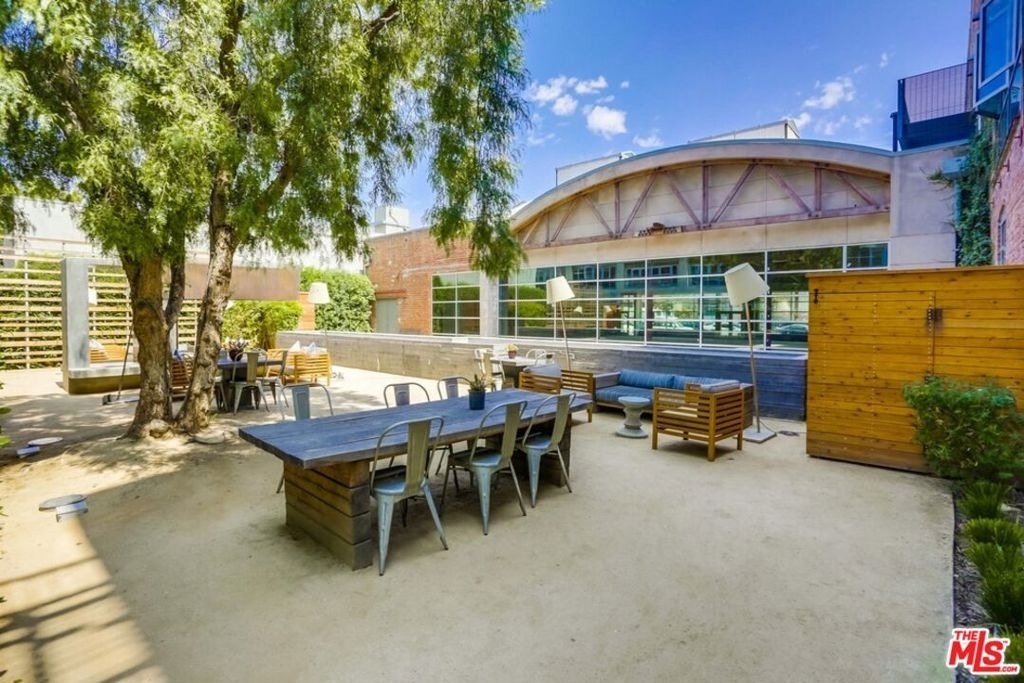 527 Molino Street - Photo 17