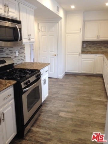 216 S Rexford Drive - Photo 4