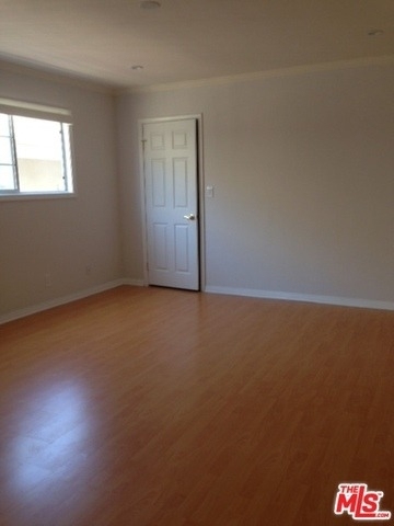216 S Rexford Drive - Photo 11
