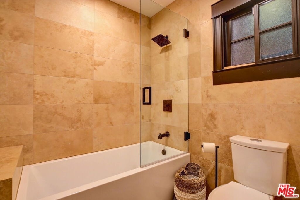 2570 Nichols Canyon Road - Photo 26