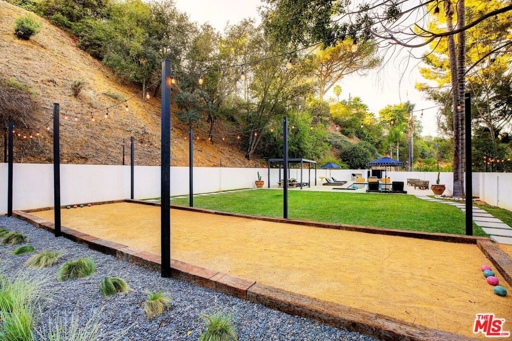 2570 Nichols Canyon Road - Photo 5