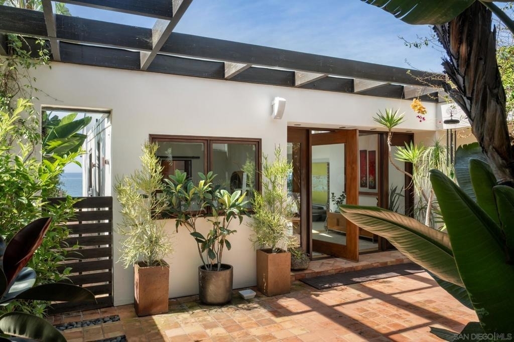 1370 Neptune - Photo 27