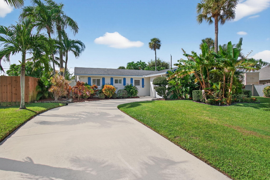 802 Mallard Drive - Photo 3