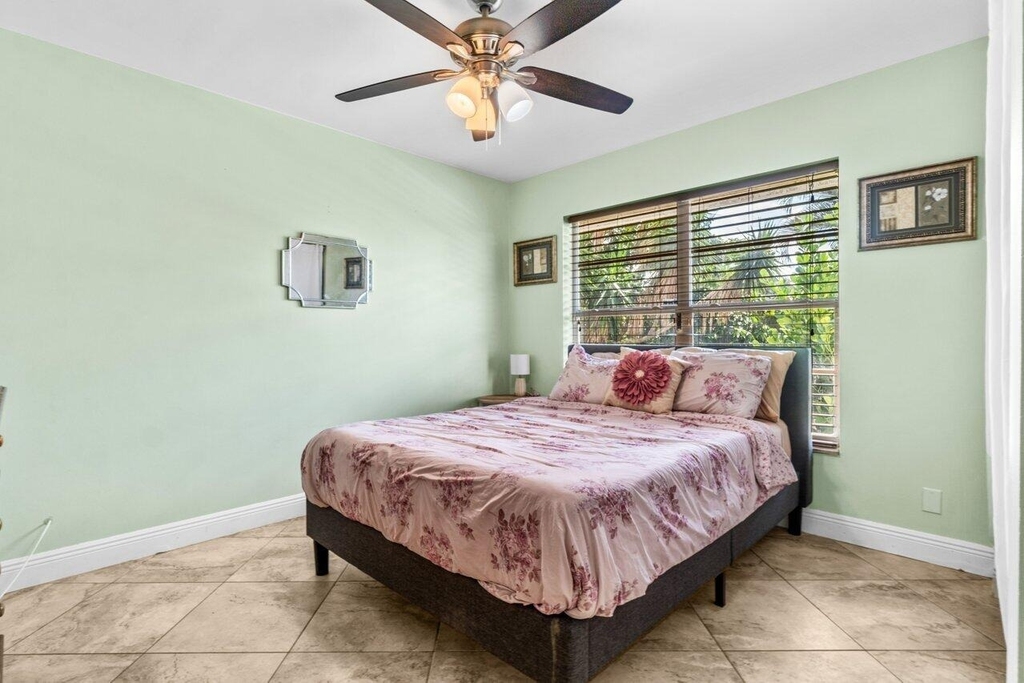 1352 Wyndcliff Drive - Photo 17