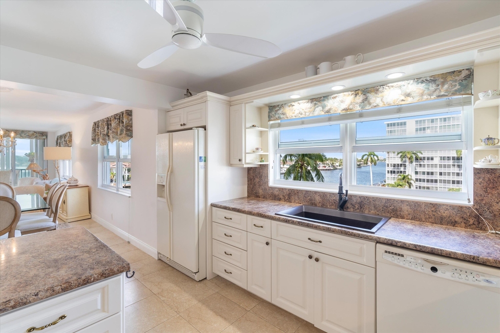 3310 S Ocean Boulevard - Photo 3