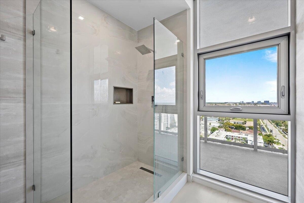 220 Lake Shore Drive - Photo 26