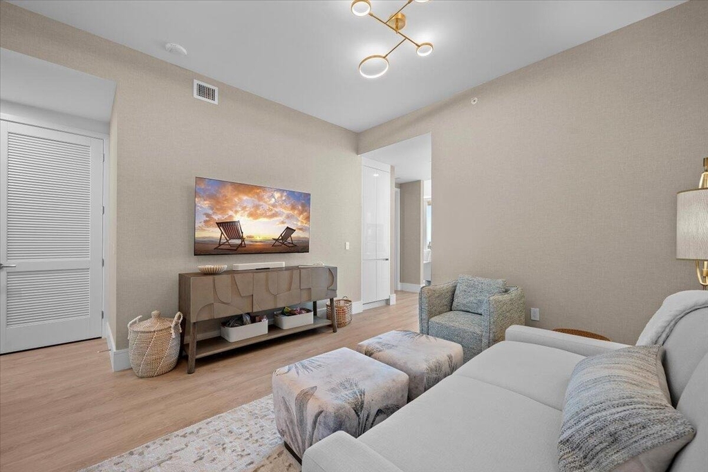 220 Lake Shore Drive - Photo 19