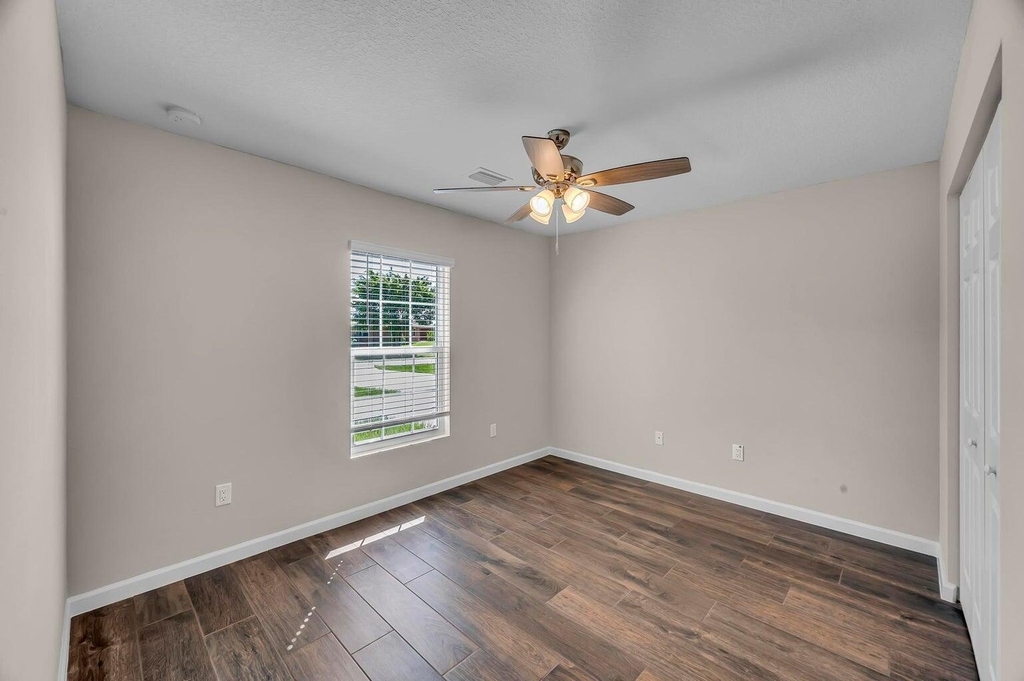 574 Nw Bayshore Boulevard - Photo 29