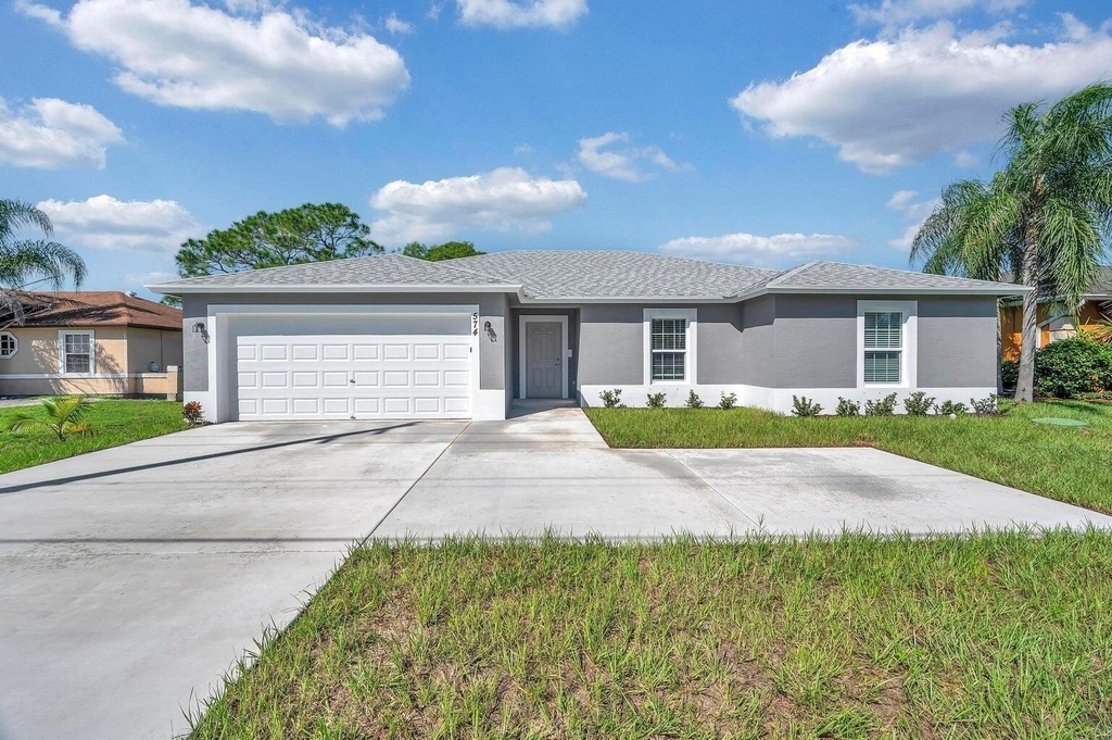 574 Nw Bayshore Boulevard - Photo 0