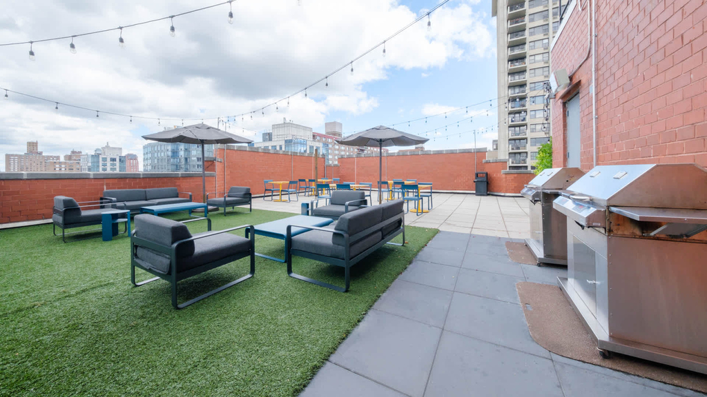 750 Columbus Ave. - Photo 30