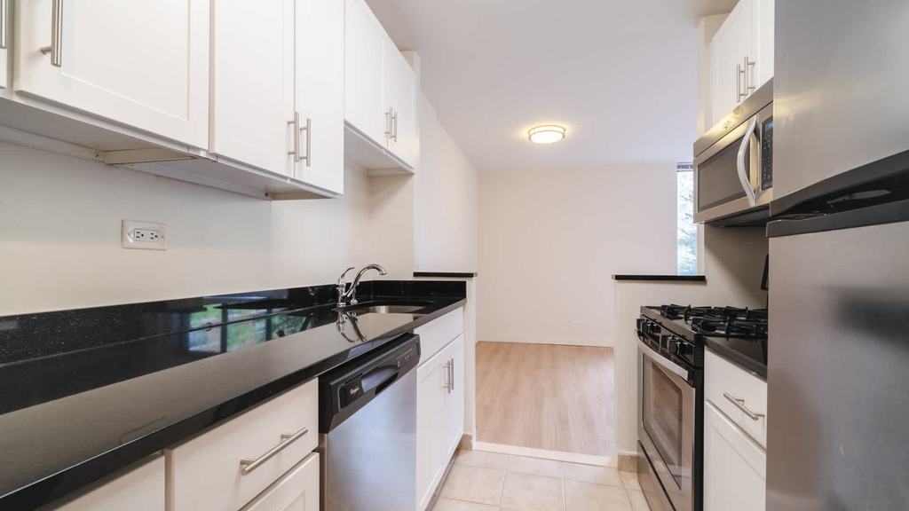 750 Columbus Ave. - Photo 6