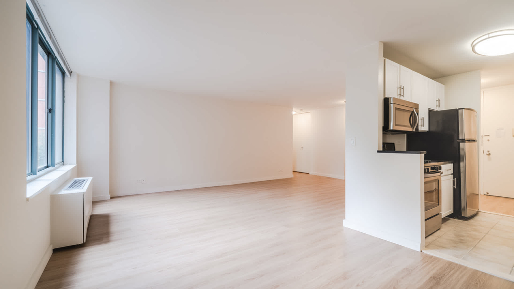 750 Columbus Ave. - Photo 10