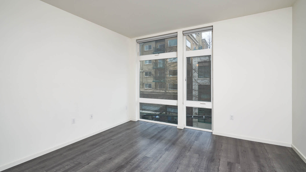 320 East Pine - Photo 6