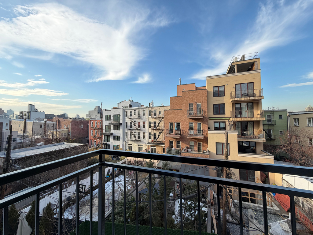 193 Withers Street - Photo 2