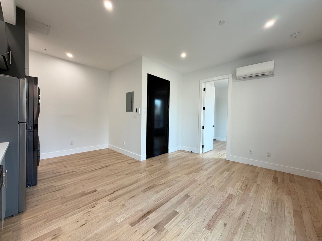 193 Withers Street - Photo 3