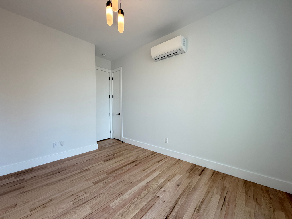193 Withers Street - Photo 7
