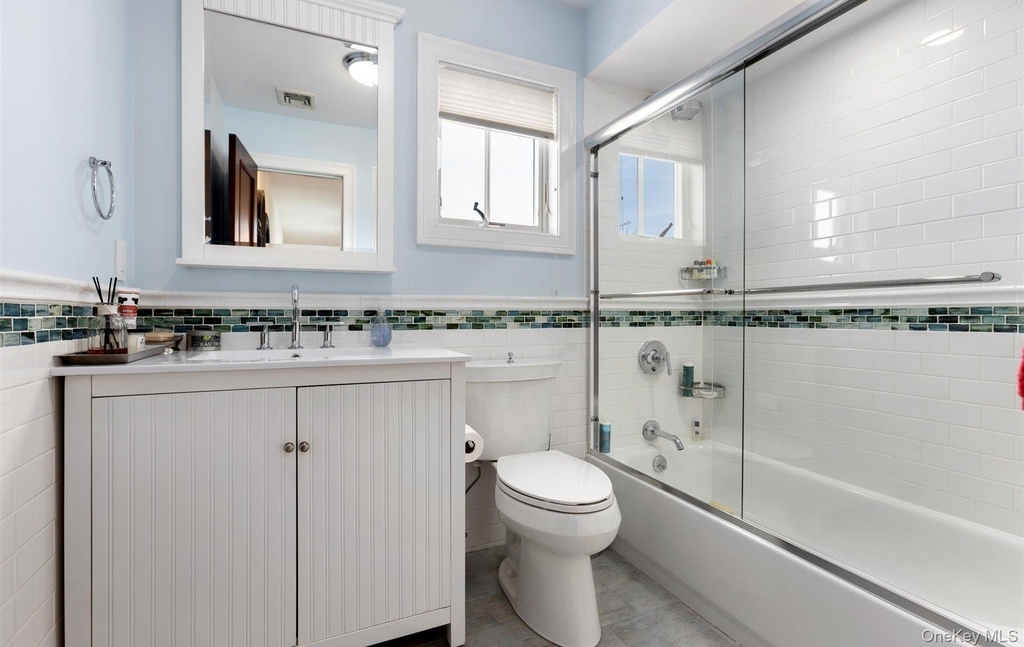 847b E Broadway - Photo 23