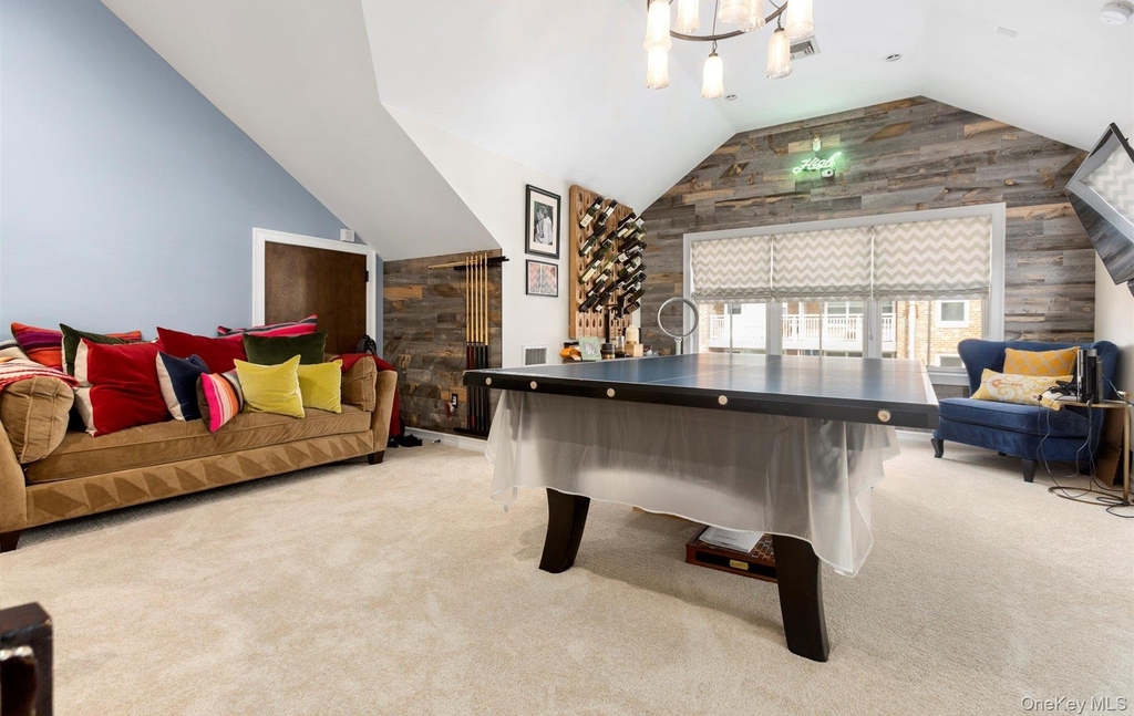 847b E Broadway - Photo 21
