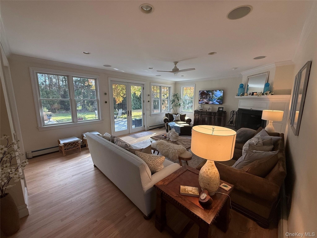 2465 Fairway Drive - Photo 3