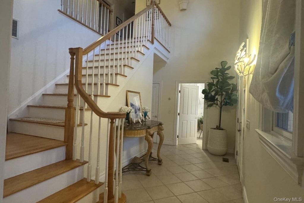 2465 Fairway Drive - Photo 2
