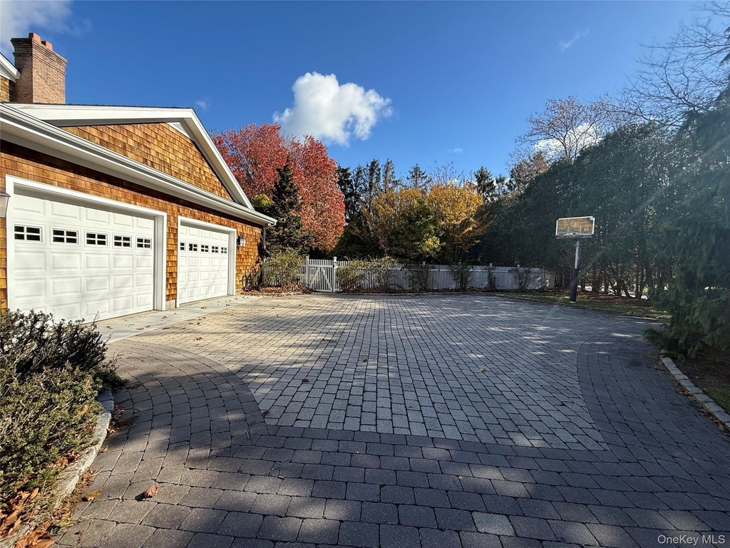 2465 Fairway Drive - Photo 1
