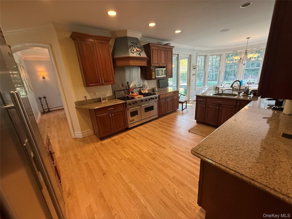 2465 Fairway Drive - Photo 7