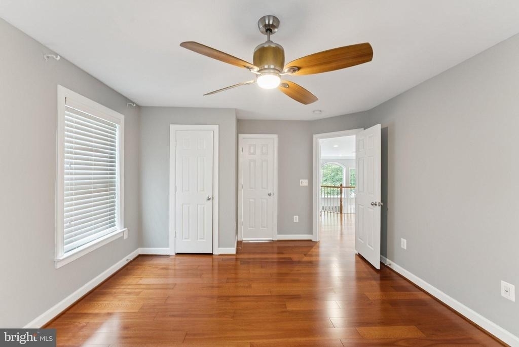 7351 Nicole Marie Court - Photo 15