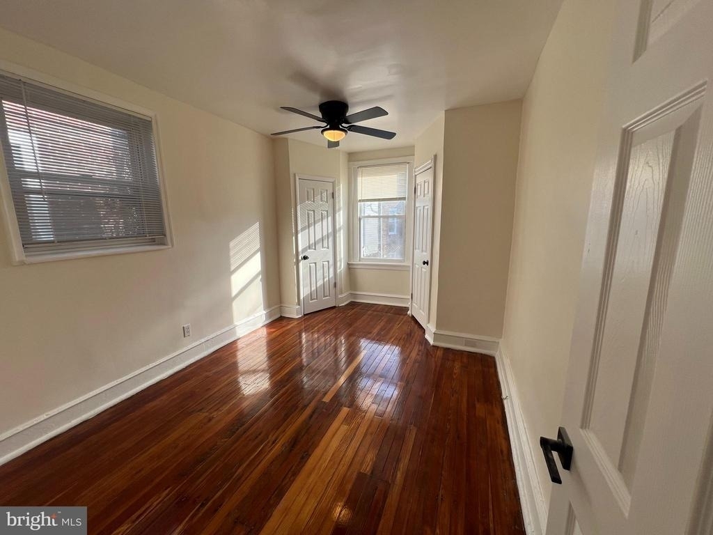254 W Sheldon Street - Photo 10