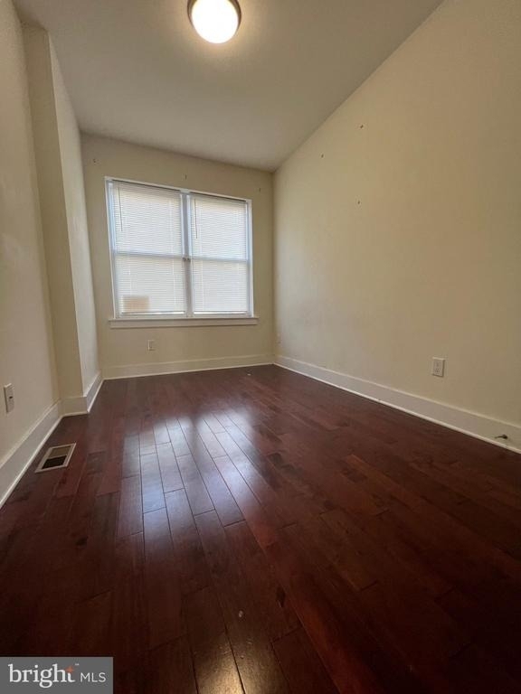 1706 Arlington Street - Photo 6