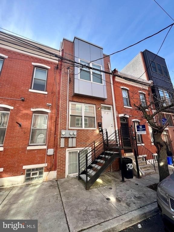 1706 Arlington Street - Photo 1