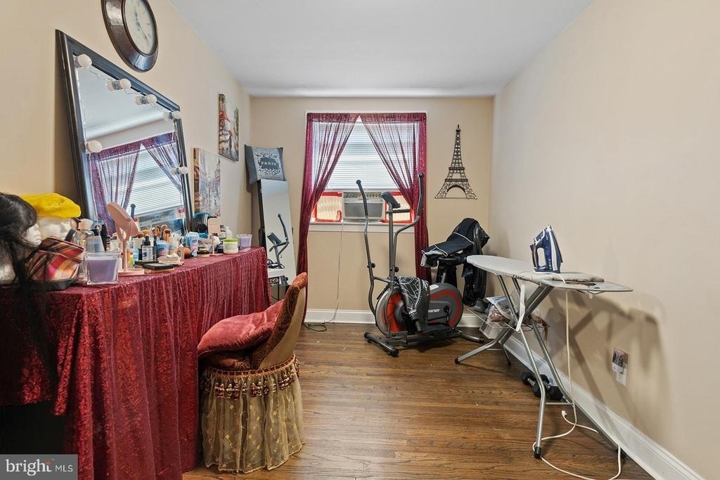 2874 Tolbut Street - Photo 23