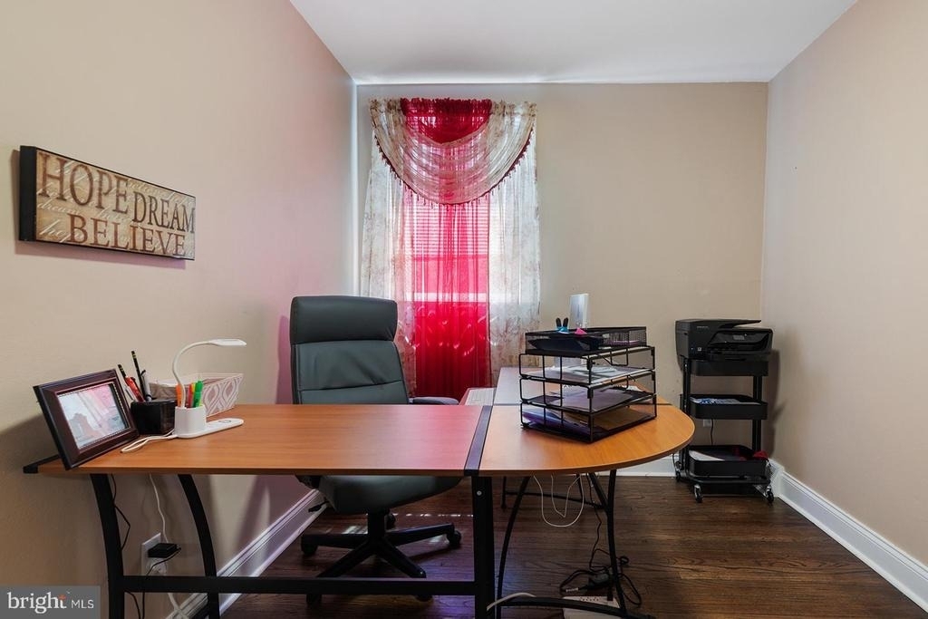 2874 Tolbut Street - Photo 19