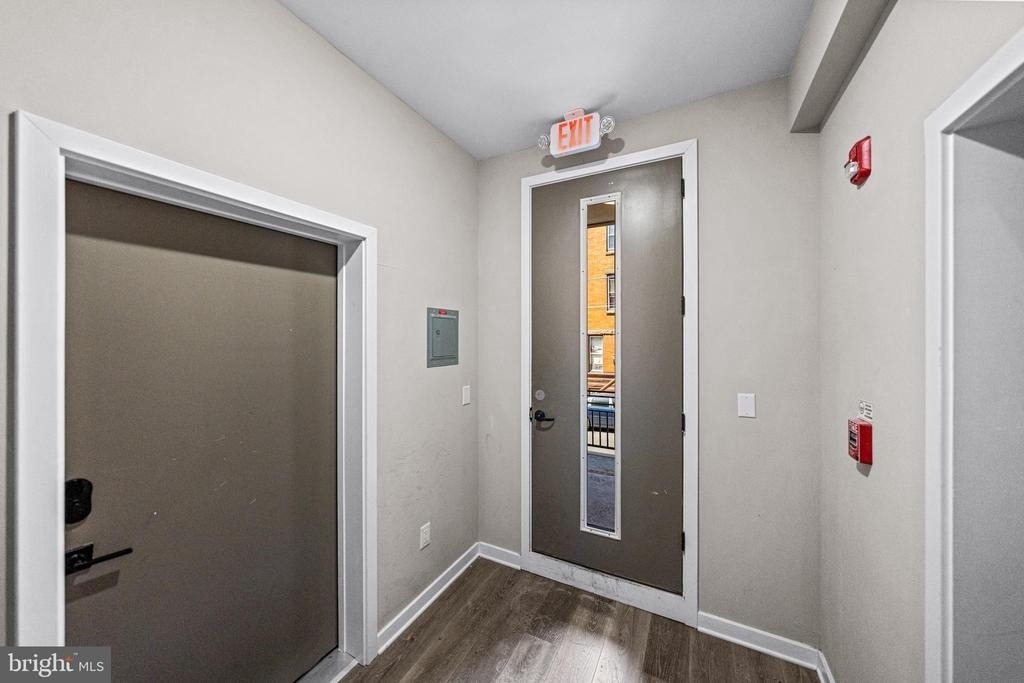 2409 N Hancock Street - Photo 8
