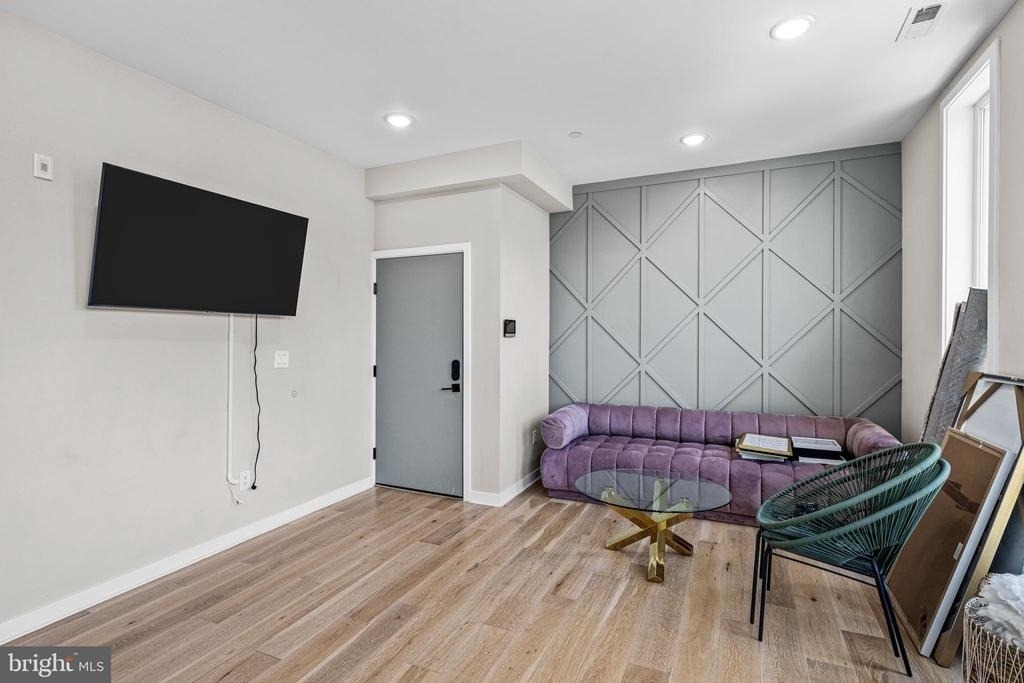 2409 N Hancock Street - Photo 10