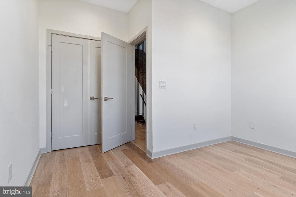 3118 Ridge Avenue - Photo 15