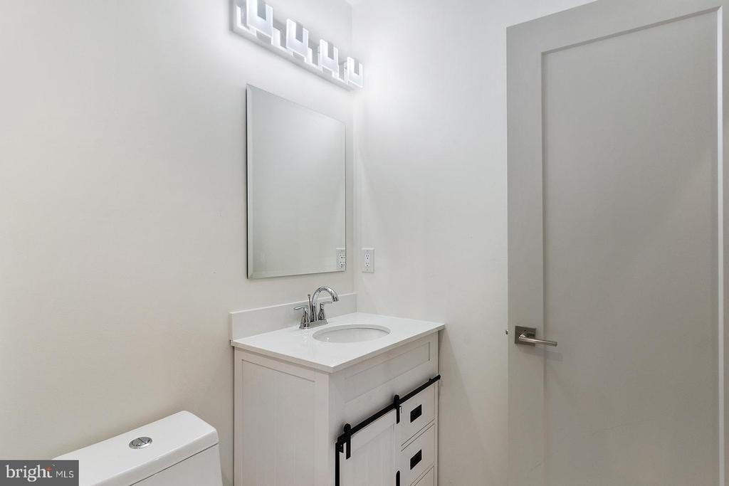 3118 Ridge Avenue - Photo 14