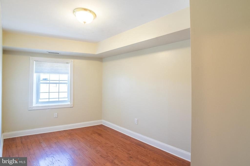 1124 E Passyunk Avenue - Photo 2