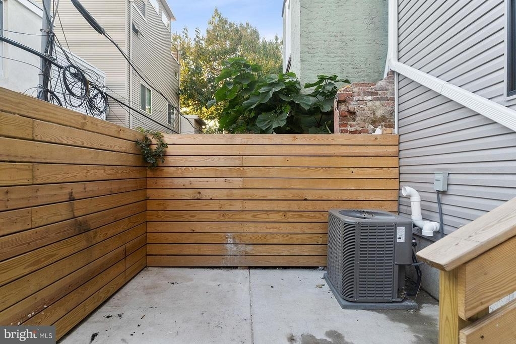 3118 Ridge Avenue - Photo 18