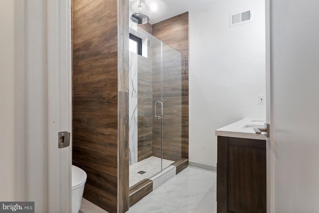 3118 Ridge Avenue - Photo 16