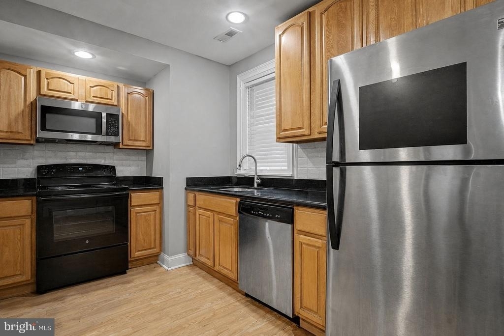1936 N 7th Street - Photo 5