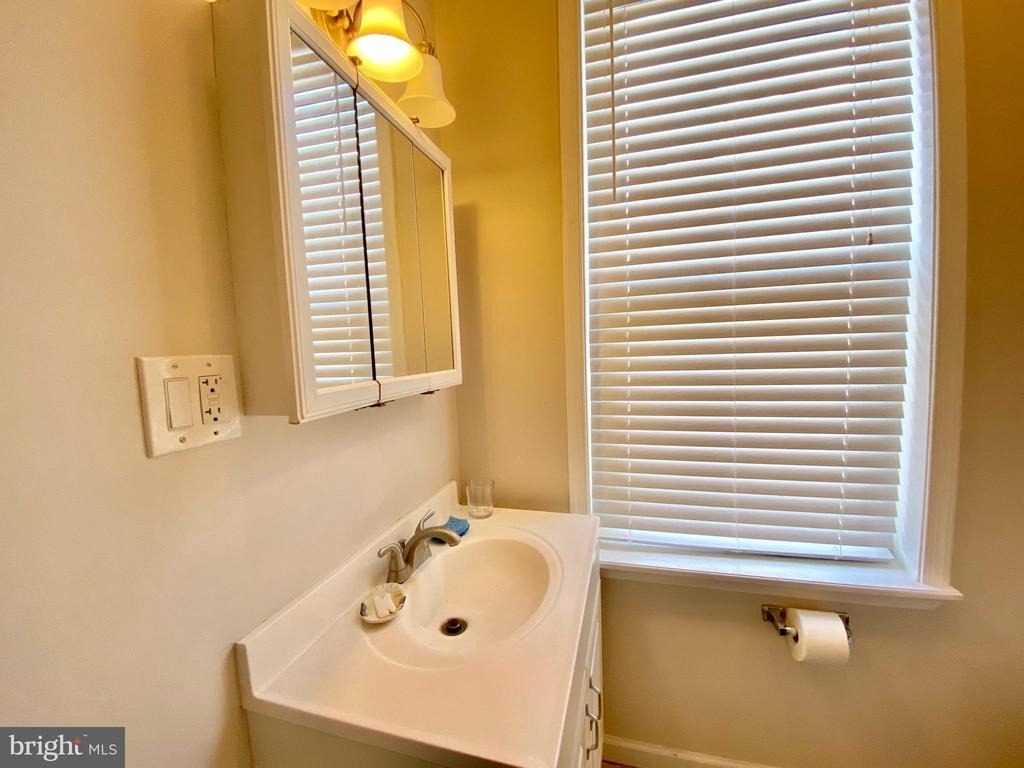 1934 N 7th Street - Photo 11
