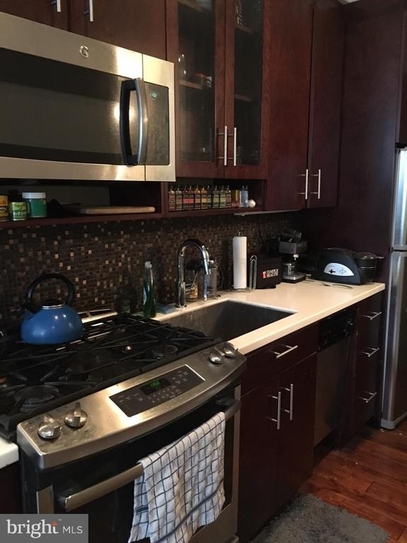 131 S 13th Street - Photo 2