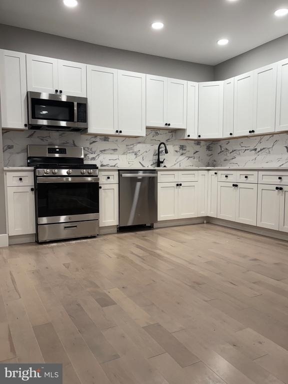 2840 W Girard Avenue - Photo 0