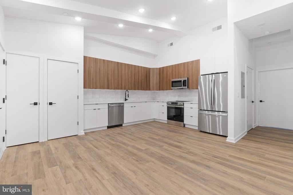 1602 Locust Street - Photo 21