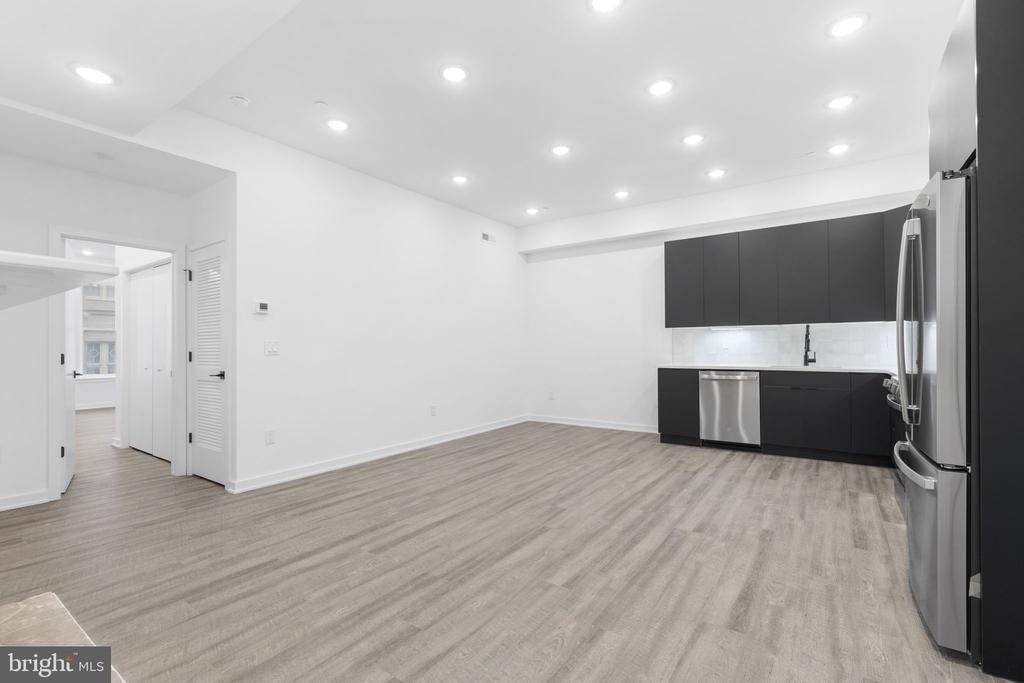 1602 Locust Street - Photo 17
