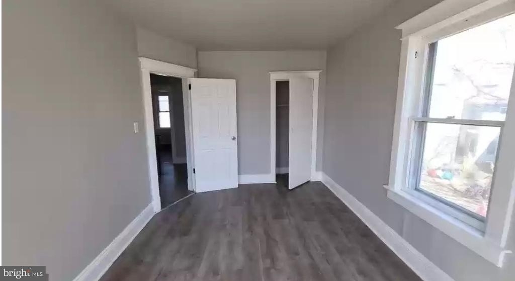 1078 Lalor Street - Photo 2