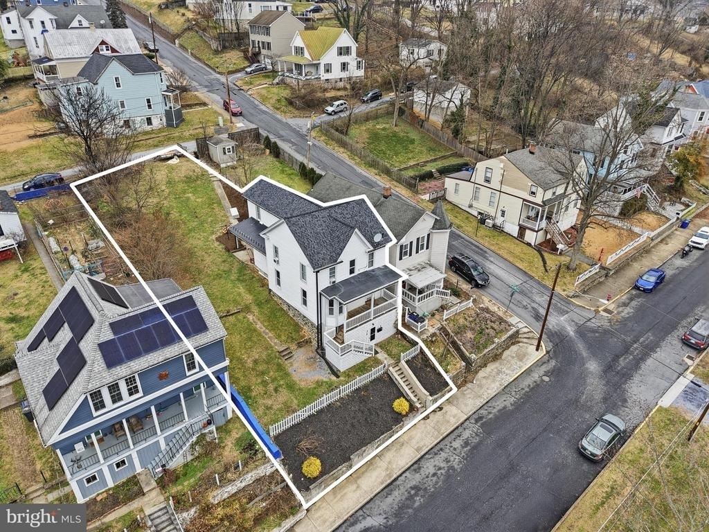 319 E A Street - Photo 16
